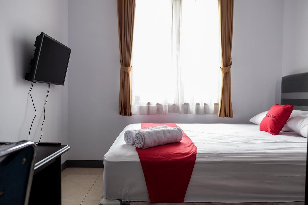 Reddoorz Near Supermall Karawaci 2 Tangerang Dış mekan fotoğraf